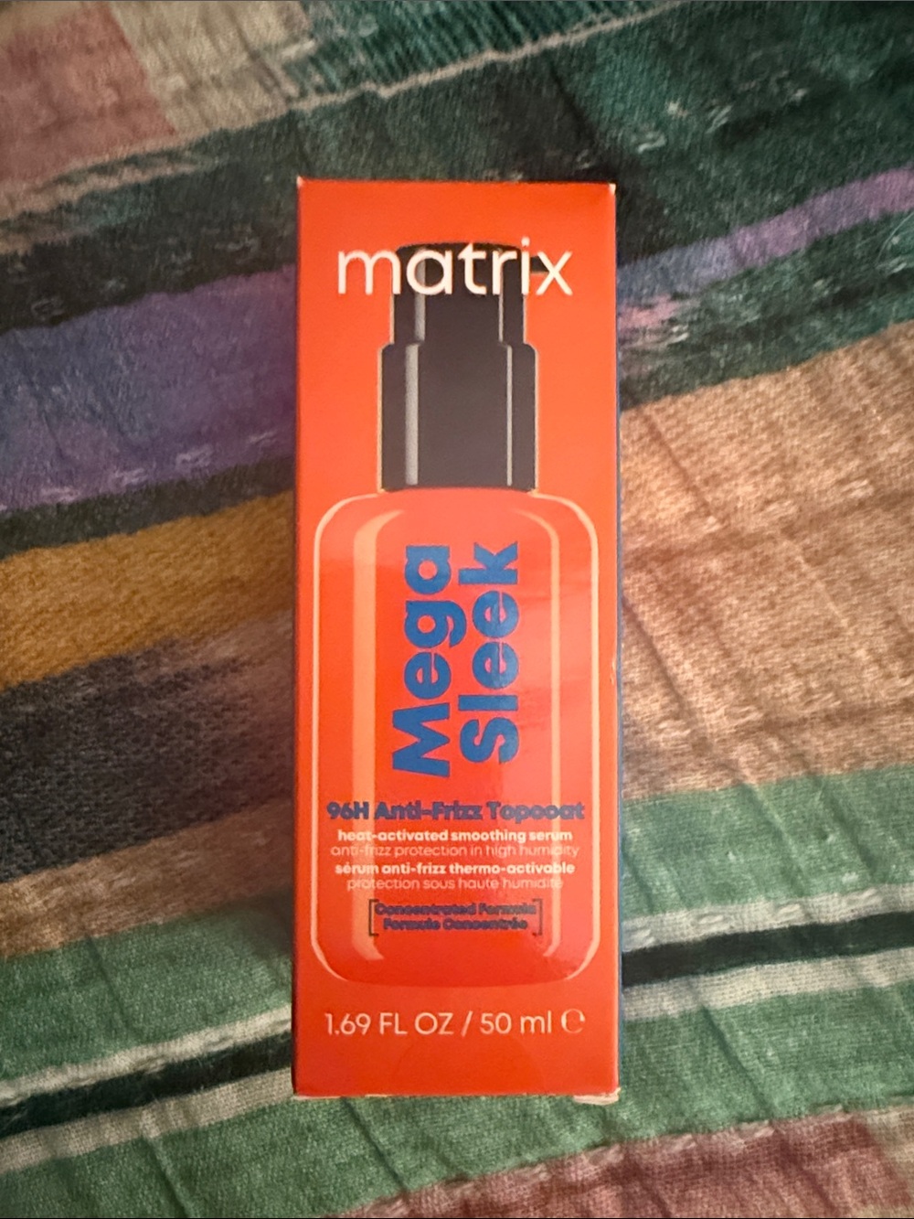 NWT Matrix Mega Sleek 96H Anti-Frizz Topcoat Smoothing Hair Serum 1.69 oz